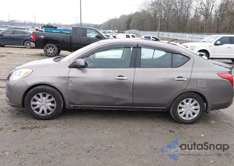 2014 Nissan Versa 1.6 Sv z USA, uszkodzony, nr VIN 3N1CN7AP3EL850222